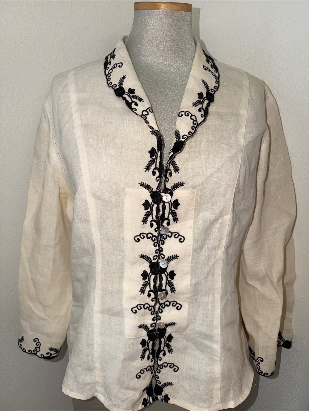 100% Irish linen blouse ivory cream black embroidery button up down medium m